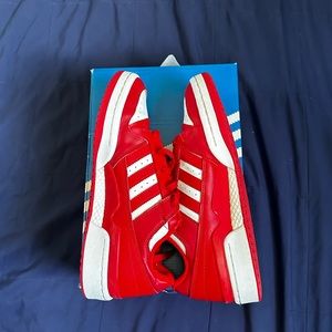Red and White adidas Men’s size 9 Forum Low CL
